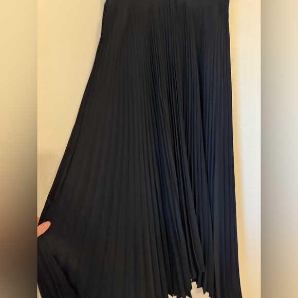 A.L.C. Renzo Black Pleated High Neck Dress - Picture 6 of 14